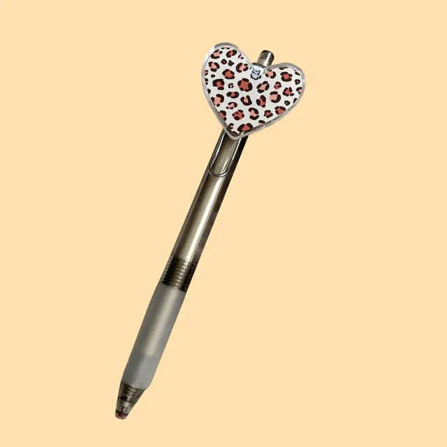 atelier-naholi-stylo-c-ur-l-opard-bille-noire image 1