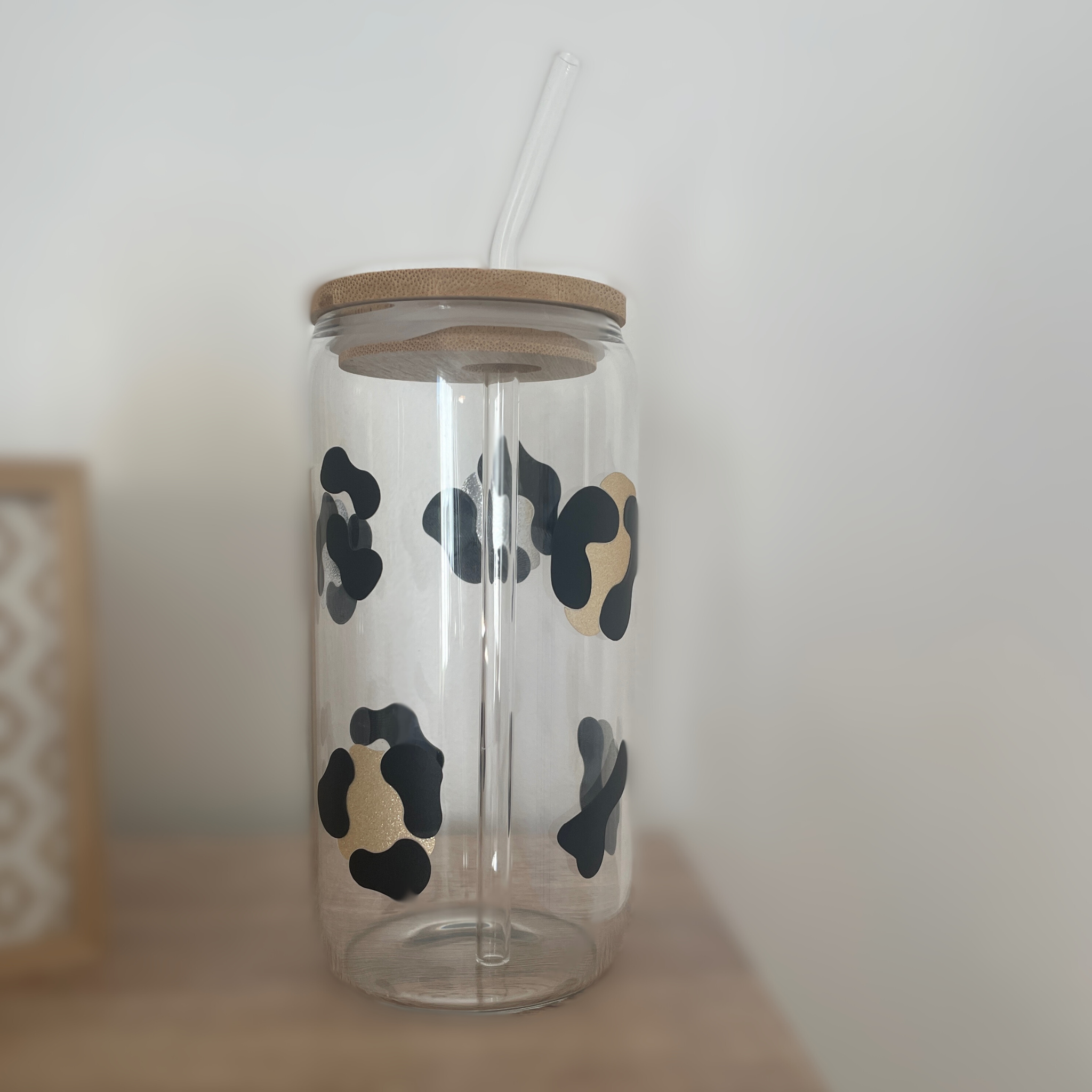 atelier-naholi-verre-paille-l-opard-dor-500-ml-avec-paille image 4