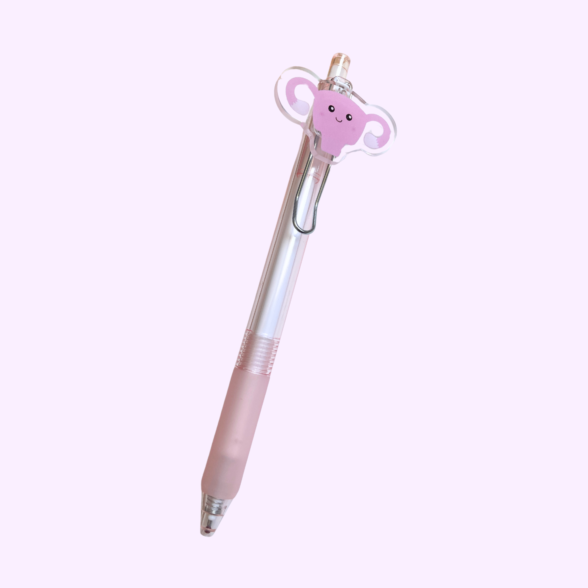 atelier-naholi-ut-rus-stylo-bille-gel-noir-breloque-rose image 2