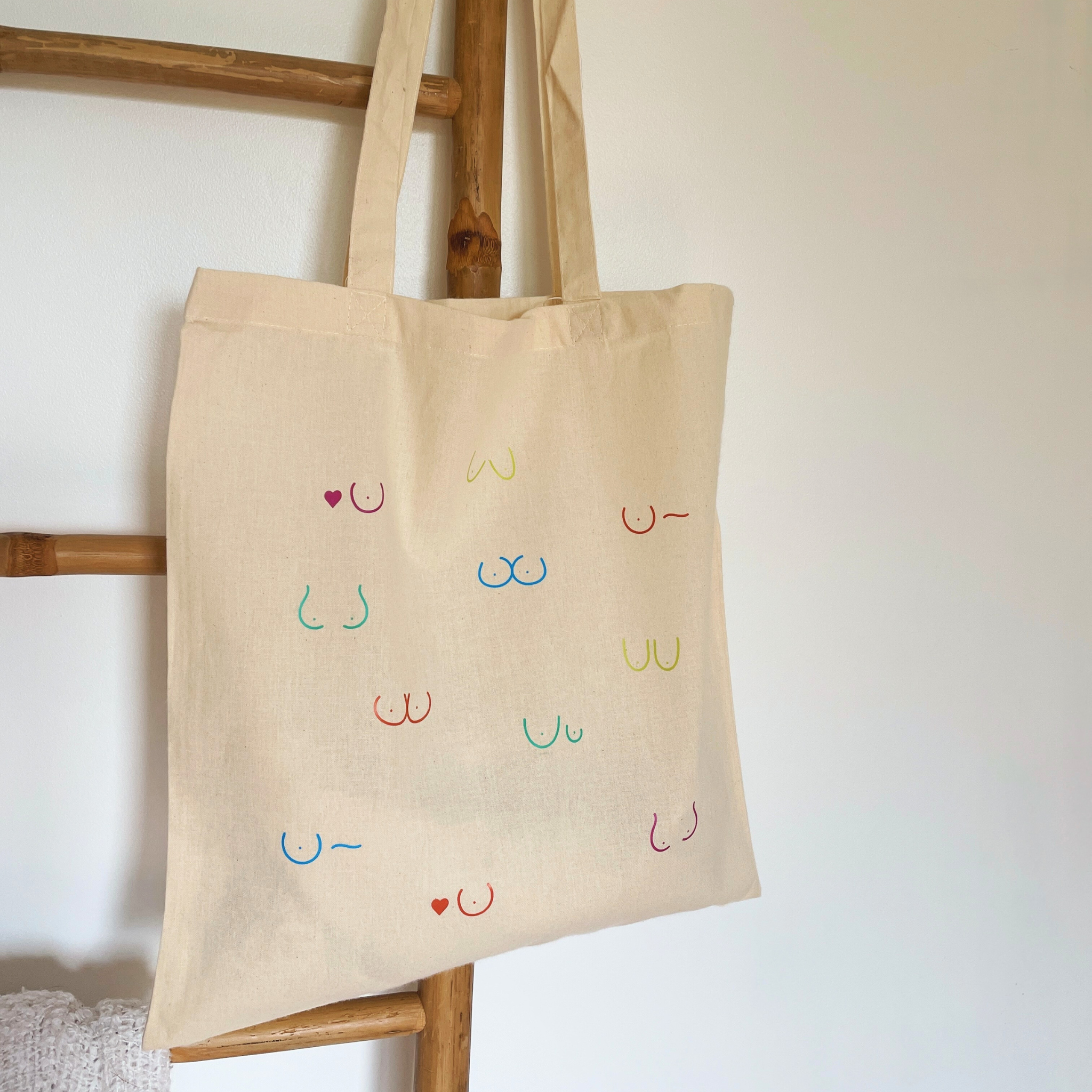 atelier-naholi-boobs-tote-bag-color-poitrines image 3