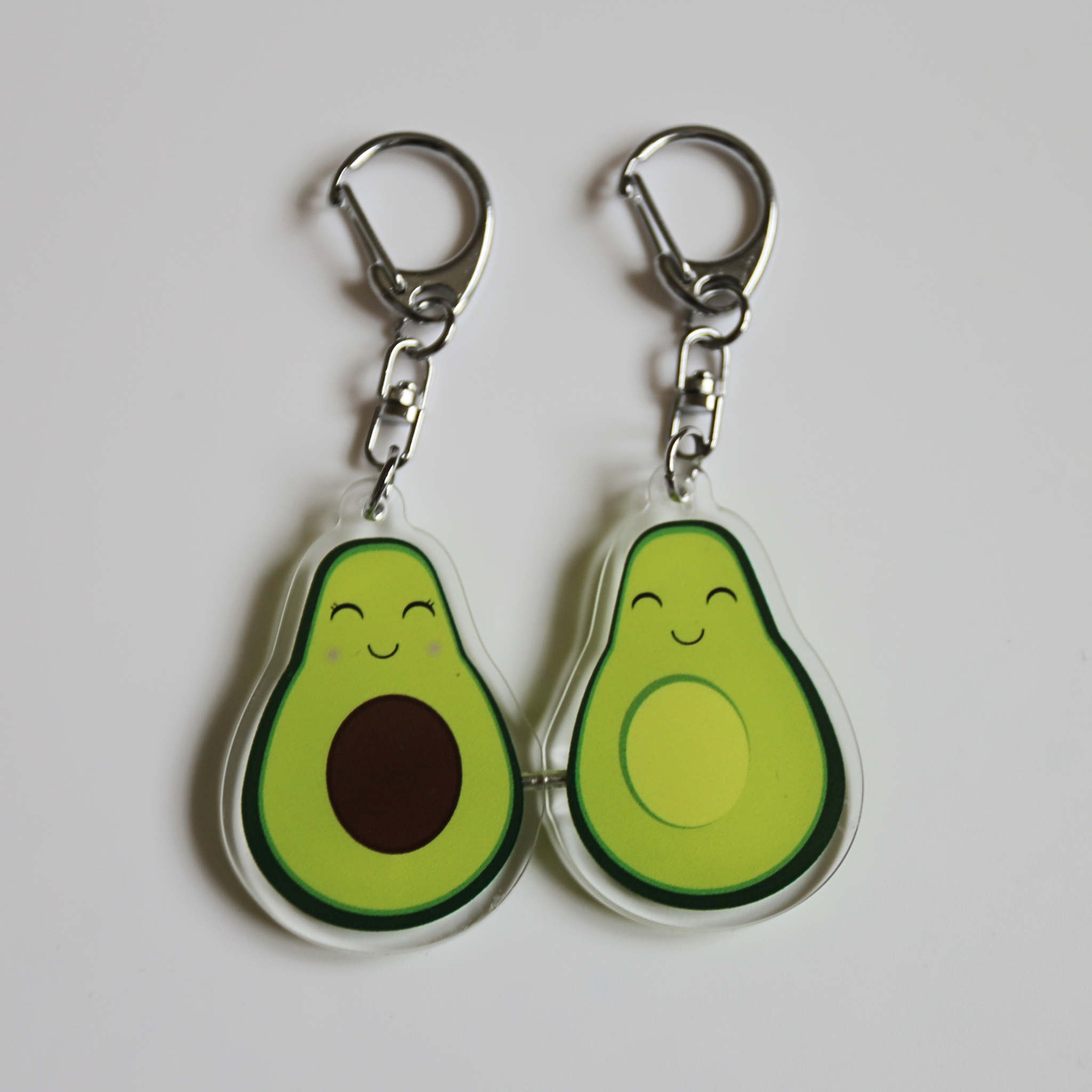 atelier-naholi-porte-cl-couple-avocats-aimant-s-acrylique-5-cm image 3