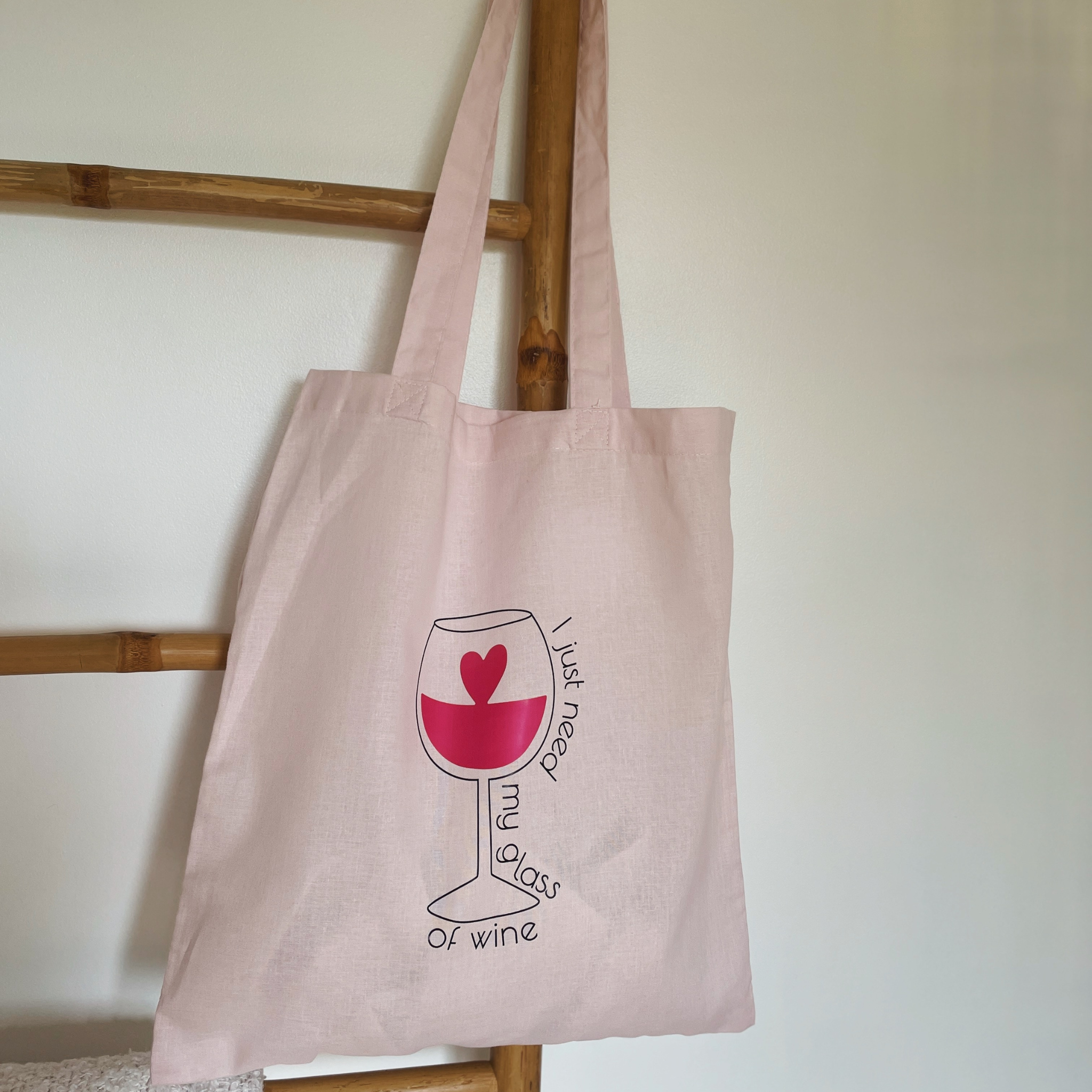atelier-naholi-tote-bag-verre-de-vin-sac-noir-humour image 2