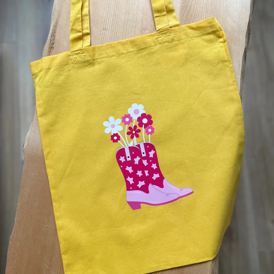atelier-naholi-tote-bag-santiags-sac-western-en-toile image 1