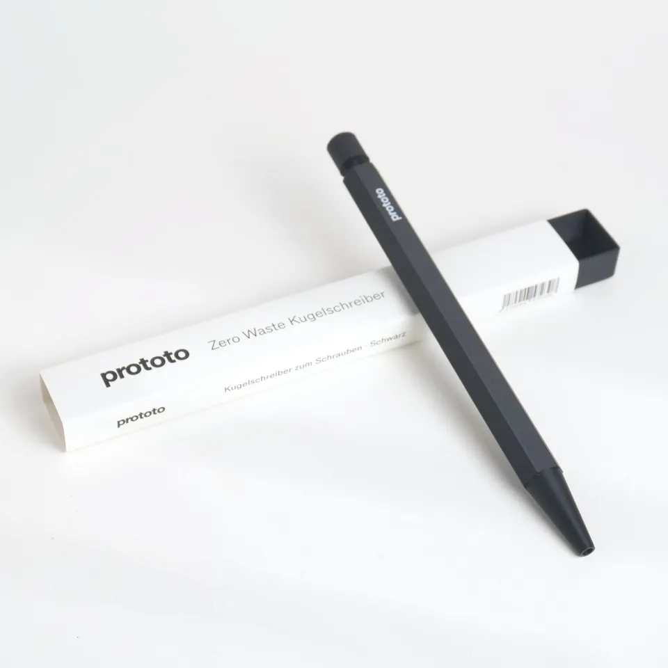 prototo-nr-1-stylo-bille-noir-bioplastique image 1