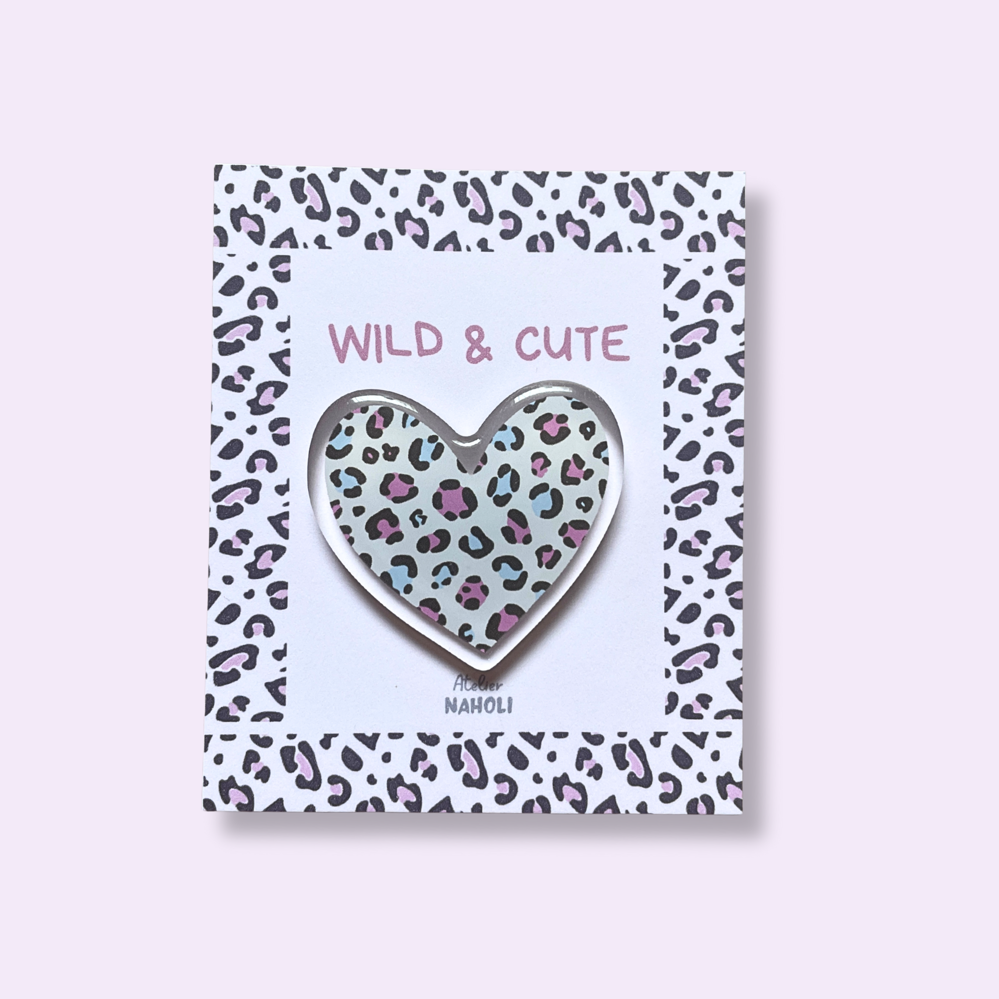 atelier-naholi-coeur-l-opard-pins-acrylique-3-8-cm image 1